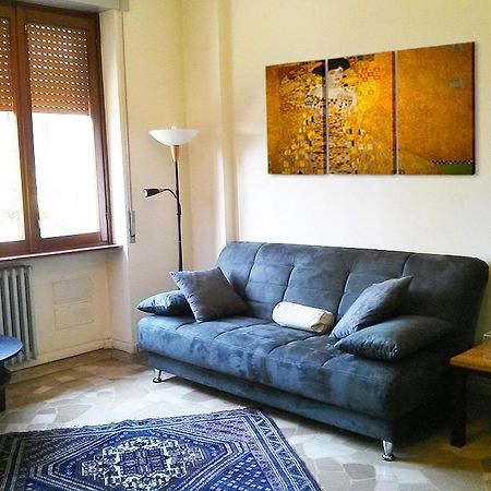 Nibre Appartement Milaan Buitenkant foto