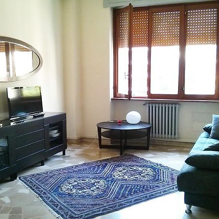 Nibre Appartement Milaan Buitenkant foto