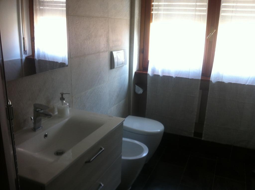Nibre Appartement Milaan Kamer foto