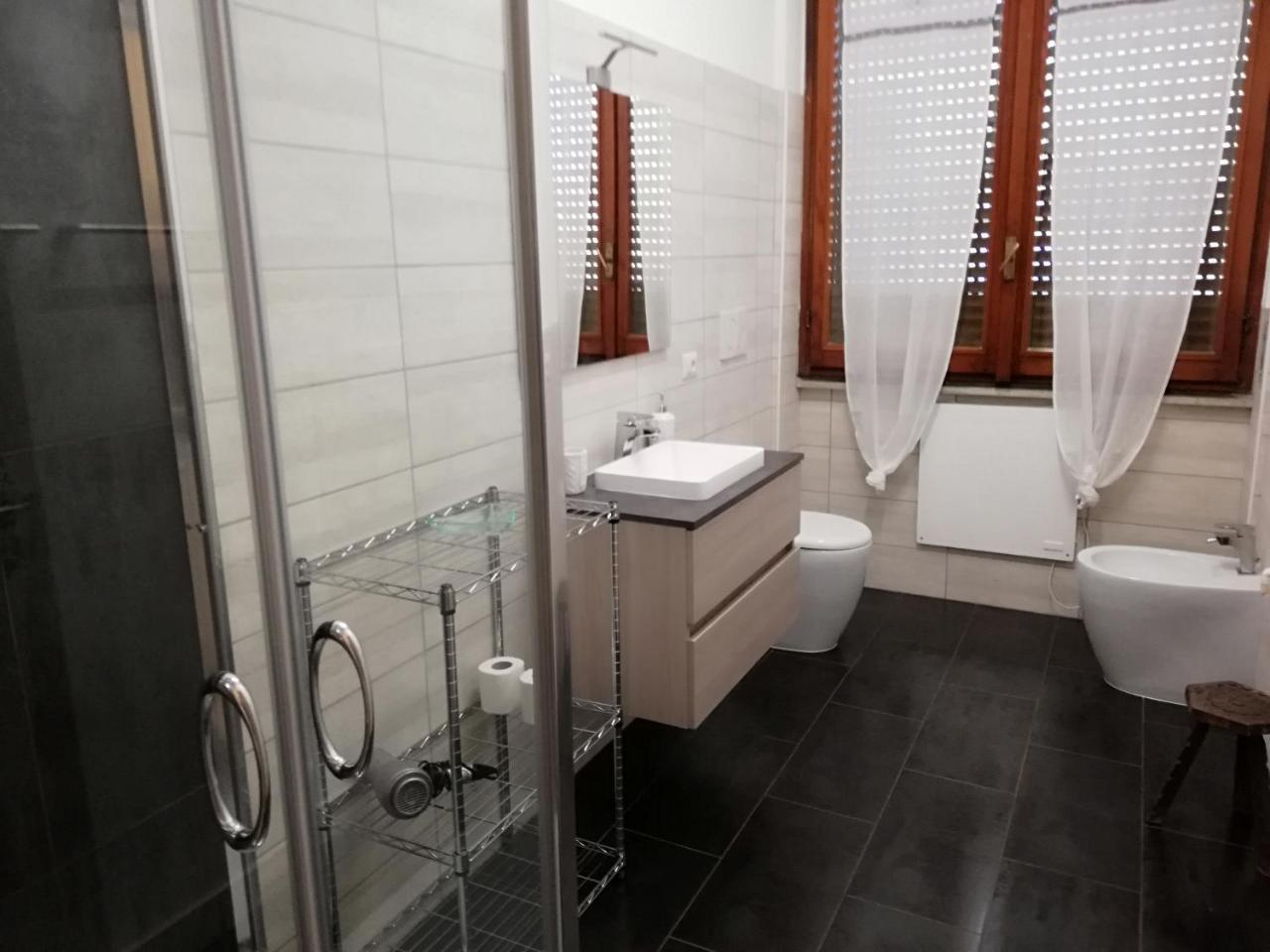 Nibre Appartement Milaan Buitenkant foto